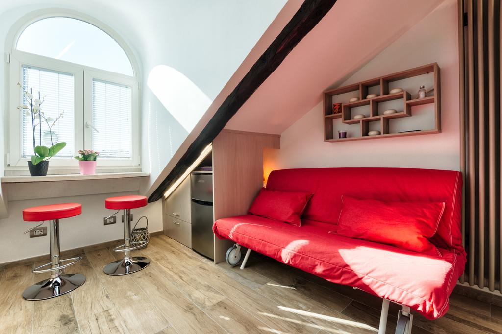 Multifunctional Stylish Studio Торино Екстериор снимка